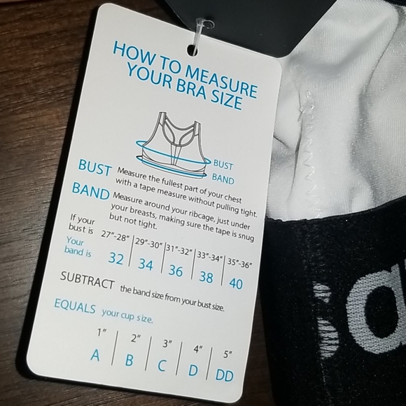 🆕️ Saucony Running Sports Bra - Picture 7 of 7